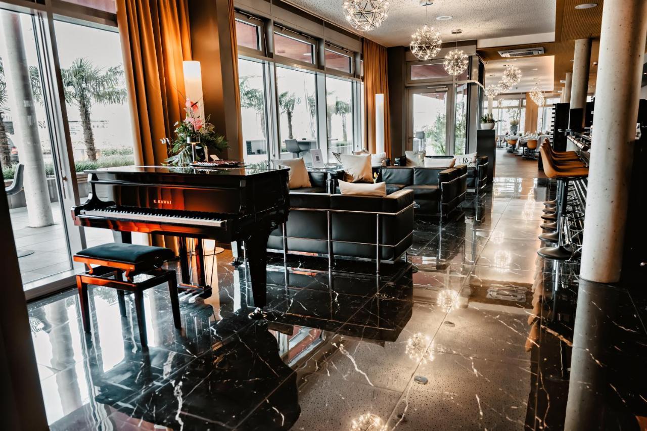 The Bridgge Grand Boutique Hotel Bruggen  Extérieur photo